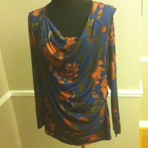 640. Simply Vera Long Sleeve Cowl Neck Top