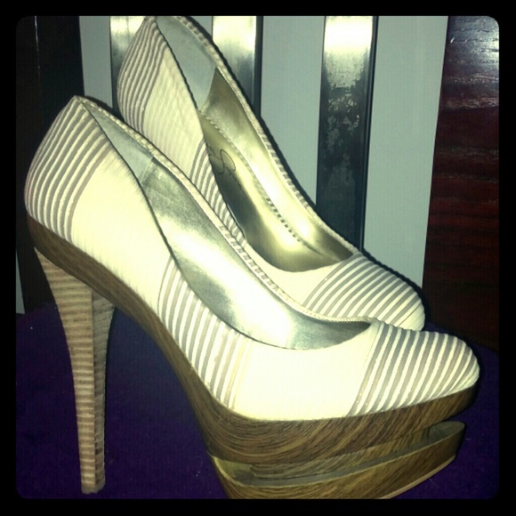 Flirty platform pump!