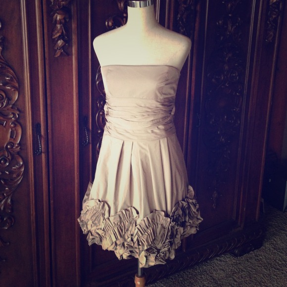 BCBG ruffled dress