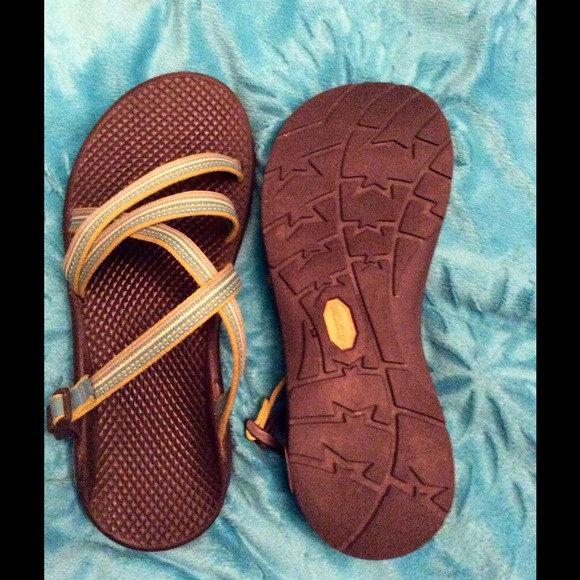 Chacos W8 Only worn 3 times. GREAT condition $45