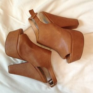 Steve Madden heels!