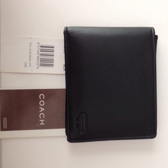 NWT Coach leather wallet