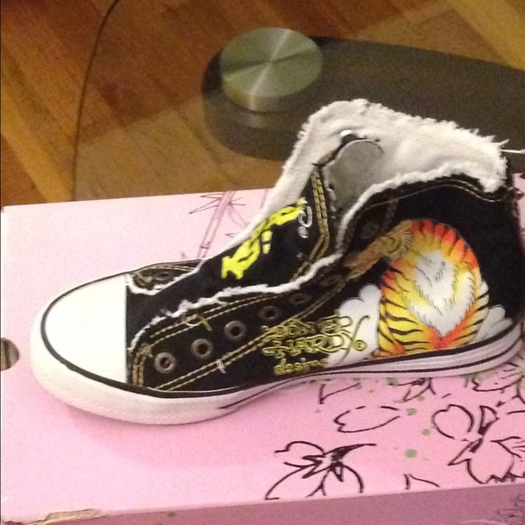 Ed hardy canvas shoe worn once