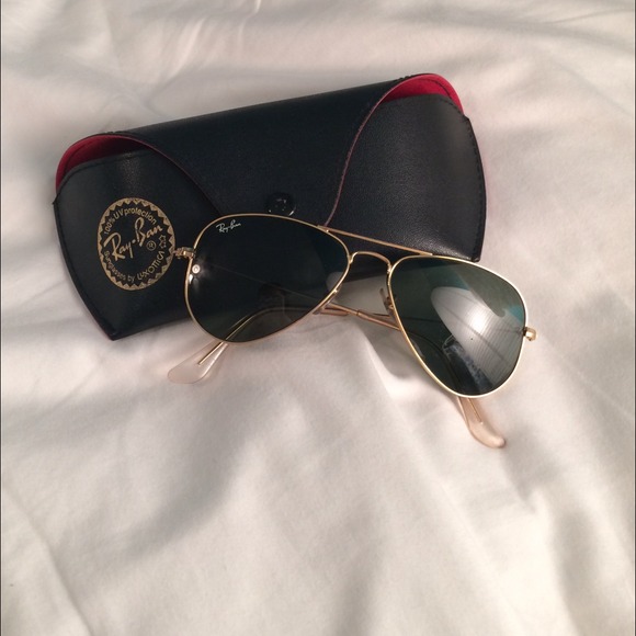 SOLD ❌ Authentic Ray Ban Aviators