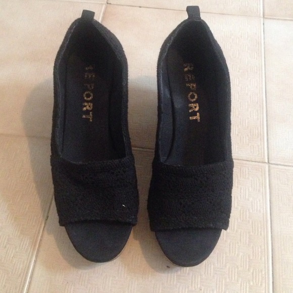 Report shoes - good condition - size 81/2 American