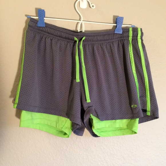 Pants - ❌Bundled❌ Athletic Shorts With Spandex