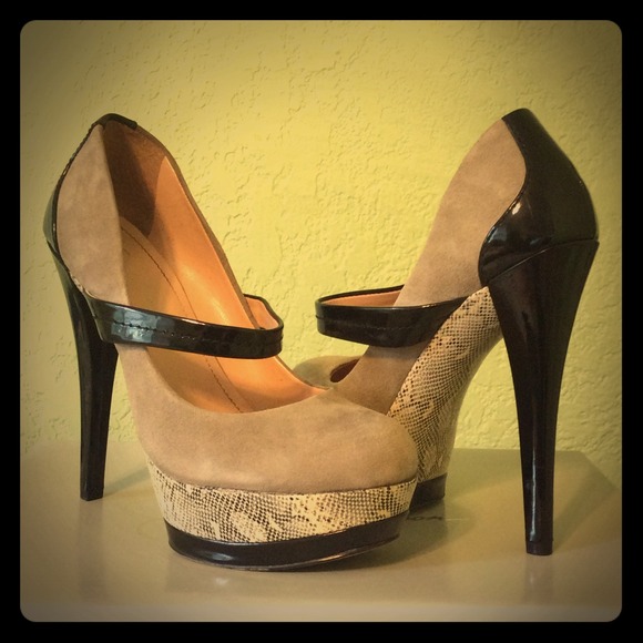 *SOLD* Jessica Simpson Cheetah