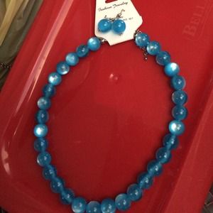 Teal Ball Necklace Set!