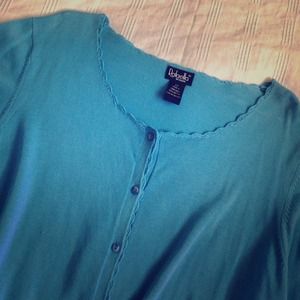 • Scallop Edge Cardigan •