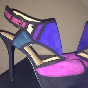 Nine West Chic 4" Peeptoe Colorblock Suede Pumps!