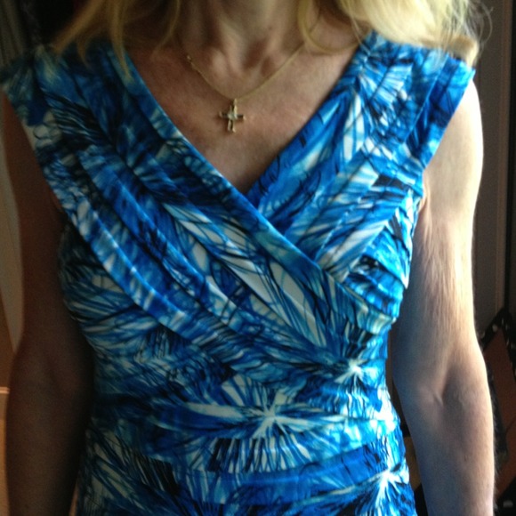 London Times dress - Picture 3 of 3