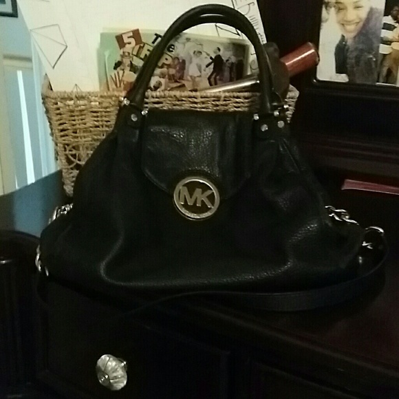 Black michael kors purse