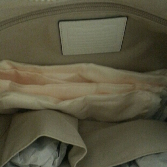 Price Cut! Large Authentic Coach Bag - Picture 4 of 6