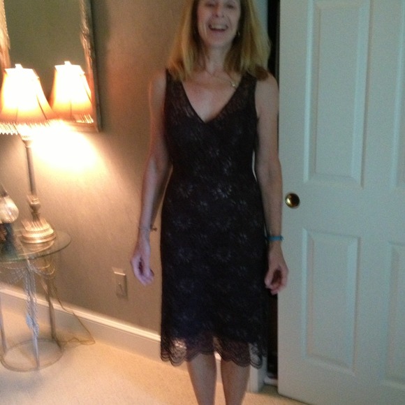 BCBGMAXAZRIA brown lace dress. - Picture 1 of 3