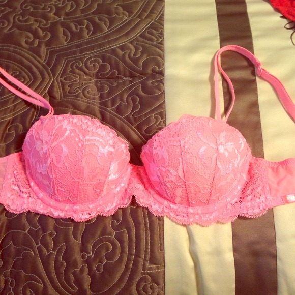 Pink push-up Victoria secret bra