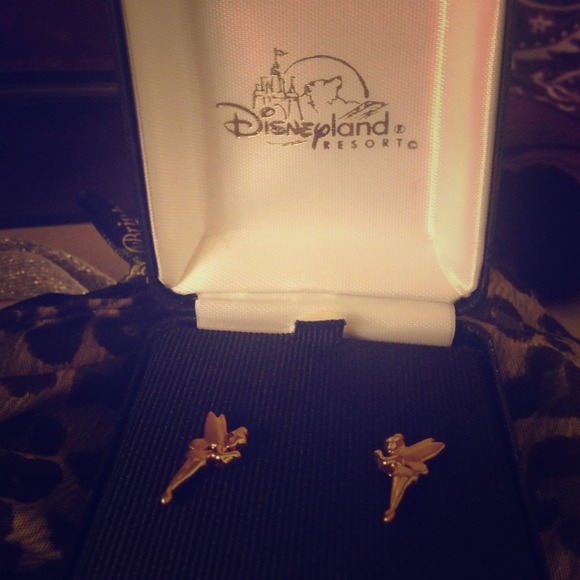 Sale pending*******💰💰💵💵Tinkerbell earrings