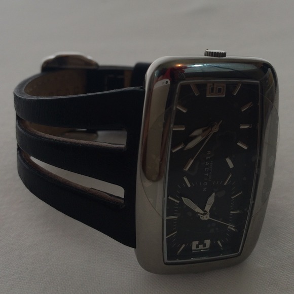 Kenneth Cole Watch - Picture 2 of 3