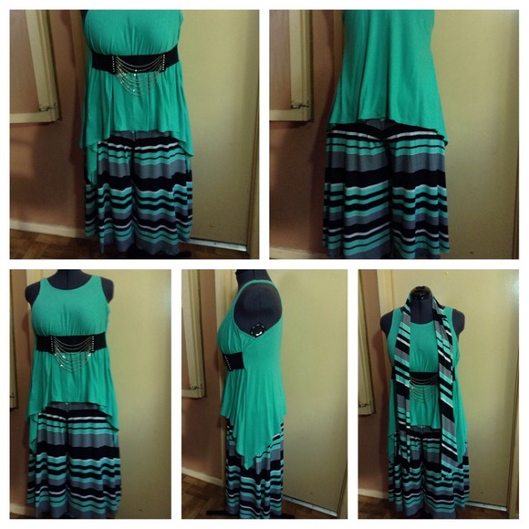A-line aqua/black stripe gaucho pants.