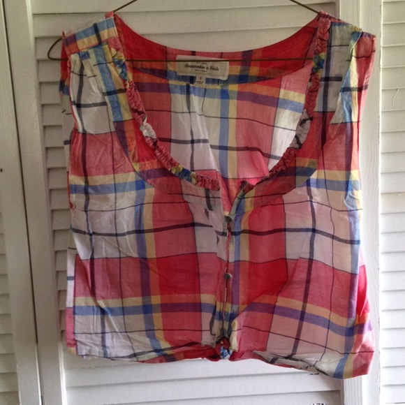 Pink plaid loose cropped top