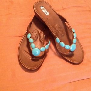 Turquoise stone wedge sandals