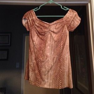 Snakeskin pattern cotton top