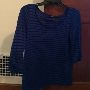 Blue and blank stripped top