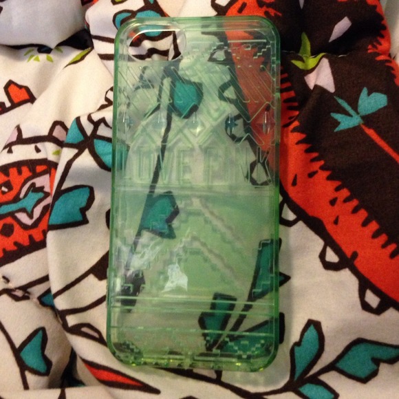 Victoria's Secret iPhone 5/5s case