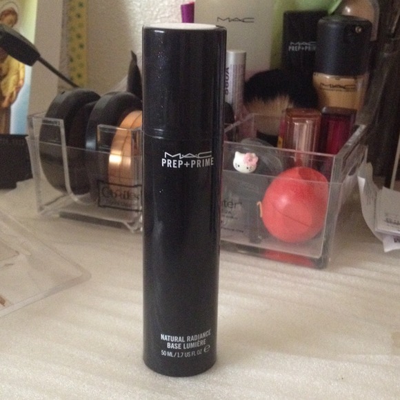 Mac Prep and Prime Natural Radiance Base