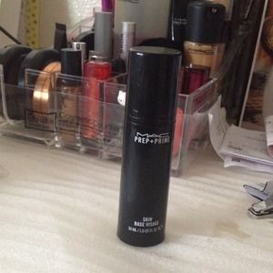 Mac prep & prime Skin Base Visage