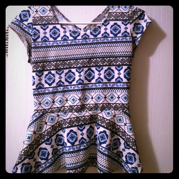 I don't wear my clothes after wearing them once - Picture 1 of 2