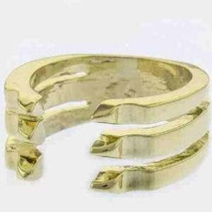 Triple Curved Tip Ring