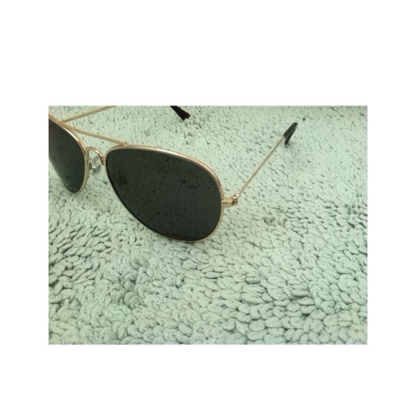 UO sunglasses - Picture 2 of 2