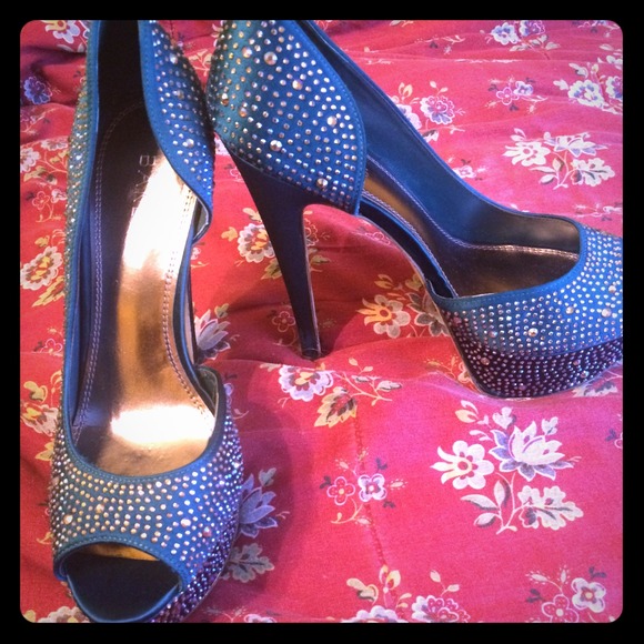 Dark turquoise rhinestone pumps