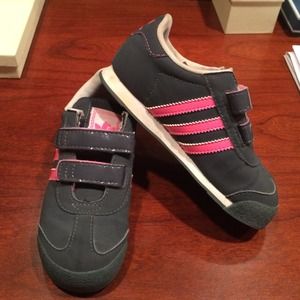 Pink & gray. Toddler sz 10 Adidas tennis shoes