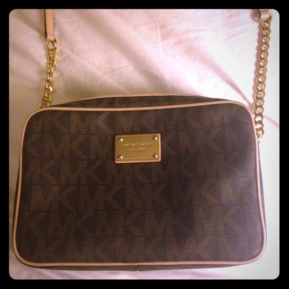 Authentic Michael kors large crossbody