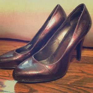 Jessica Simpson Patent Leather Pumps