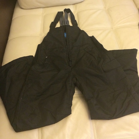 Youth size 8 black Polar Edge snow jumper