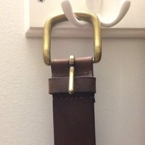 American eagle leather belt