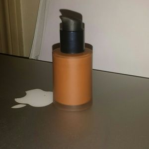Girogio Armani luminous silk foundation #10