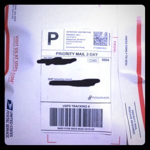 Maxi dress dropped off at 7:00cst.