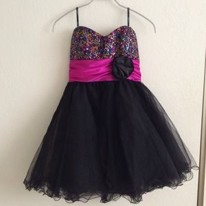 Sequined strapless party dress