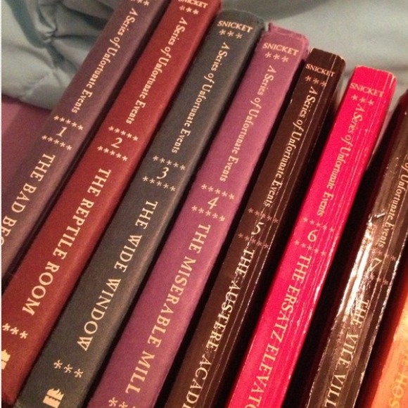 First set of lemony snicket books RESERVED