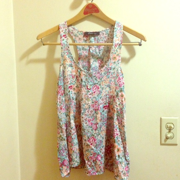 Floral tank top - Small - Forever21