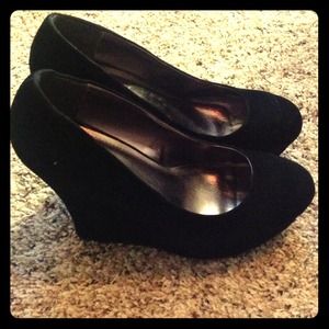 Bamboo Black Wedges