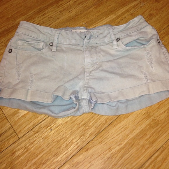 Bullhead short shorts