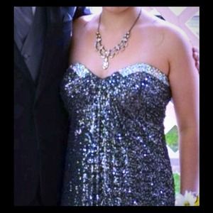 GORGEOUS formal gown