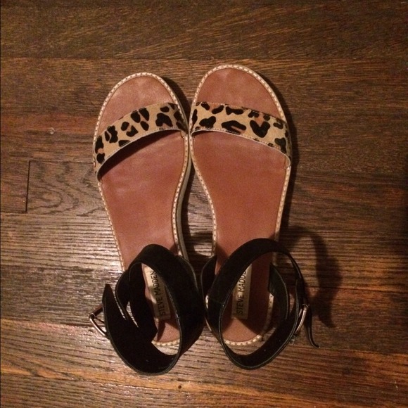Steve Madden Shoes - Steve Madden sandals