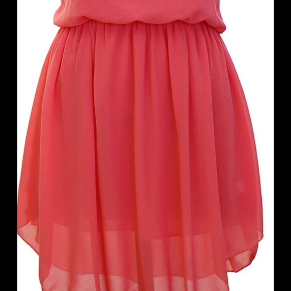 🎉HOST PICK 7/5🎉 Beautiful Coral Chiffon Dress🌸 - Picture 2 of 4