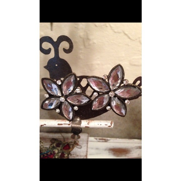 Glitzy stud earrings