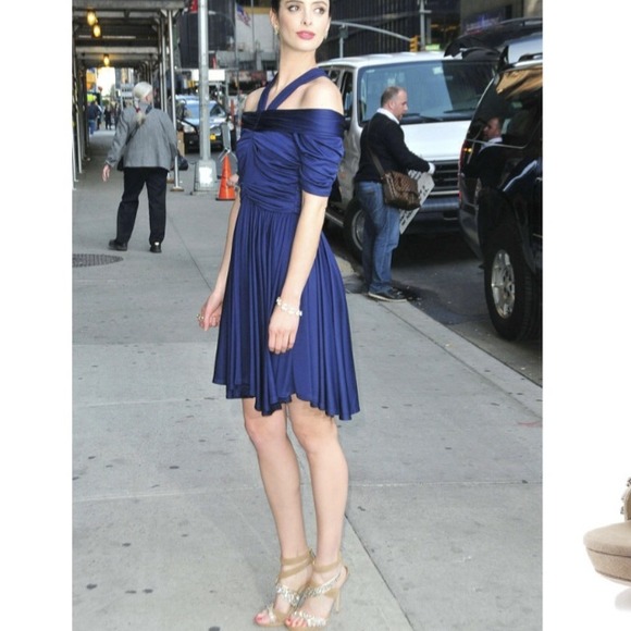 🎉HP❤️Jimmy Choo nude color gorgeous heel. Sold - Picture 2 of 2